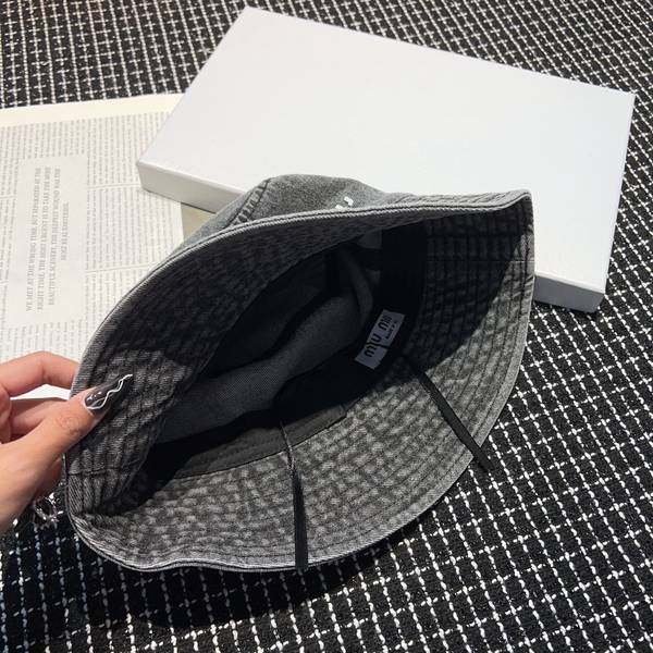 Miu Miu Hat MUH00160